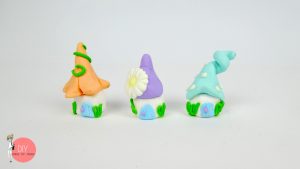 Hygge Pastell Wichtelhäuser selber machen mit Baumstamm Dekoidee