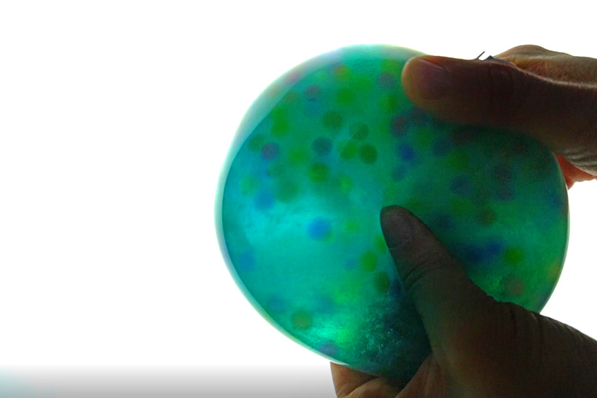 So sieht der selbstgemachte Slime Anti Stress Ball aus.