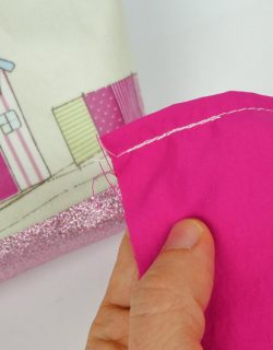 Kinder-DIY-Trends-Alleskönnerin-Tasche-Elbufer-Wachstuchstoff-mit-der-Nähmaschine-nähen-Innenfutter Innenfutter für die Wachstuch Tasche nähen