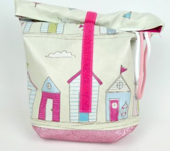 Kinder-DIY-Trends-Alleskönnerin-Tasche-Elbufer-Wachstuchstoff-mit-der-Nähmaschine-nähen-Klettverschluss Klettverschluss annähen und selbst genähte Tasche verschließen