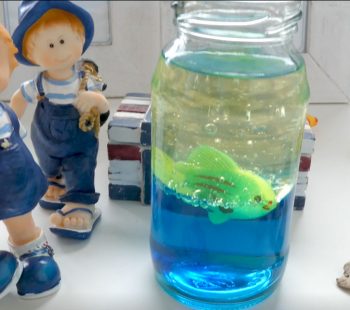 Kinder-DIY-Trends-Aquarium-im-Glas-Lavalampe-Fisch DIY Lavalampe oder Aquarium im Glas basteln