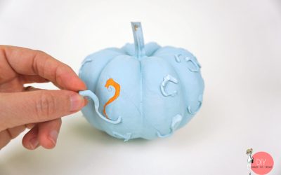 Maltechnik mit Heißkleber und Sprühfarbe - Kürbis DIY Deko