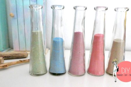 Kinder-DIY-Trends-Deko-Sandbild-Flasche-Farben DIY für den Kindergeburtstag oder draußen