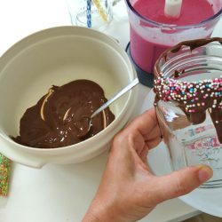 Kinder-DIY-Trends-Food-Kawaii-Eisshake-Schokolade Anleitung Freakshake