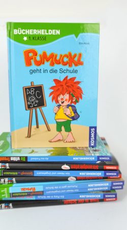 Kinder-DIY-Trends-KOSMOS-Erstlesebücher-zum-Schulstart-Back-to-school-Pumuckl-Die-drei-Fragezeichen-Kids-Pony-Flocke-Bücherstapel uchtipps Kinderbücher zum Lesen lernen für Erstleser und Leseanfänger von KOSMOS
