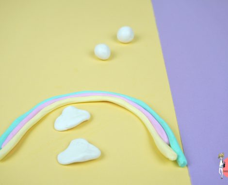 Schritt für Schritt Anleitung Kawaii Regenbogen Wolke Anhänger für eine Freundschaftskette