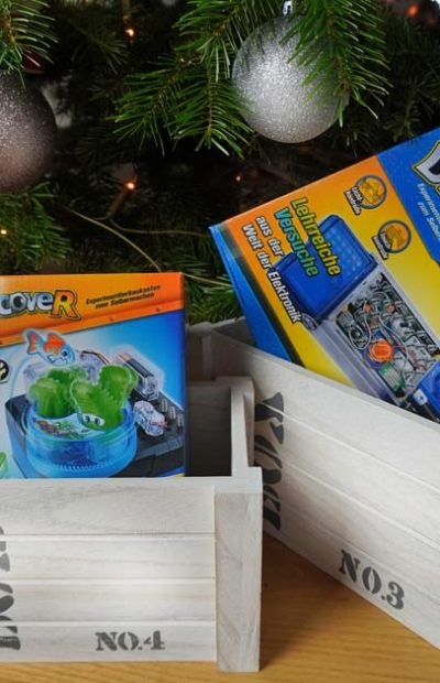 Kinder-DIY-Trends-MIFUS-Discover-Experimentierkasten-Musik-und-Krokodil-Tannenbaum-Wichtel-Titel Experimentierkasten Discover Musik und Krokodil von BESTTOY