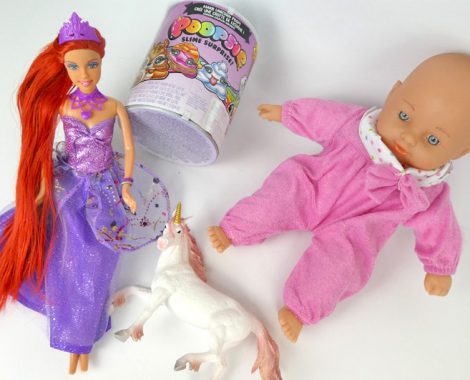 Geschenkideen für Mädchen: Puppe, Barbie und Einhorn