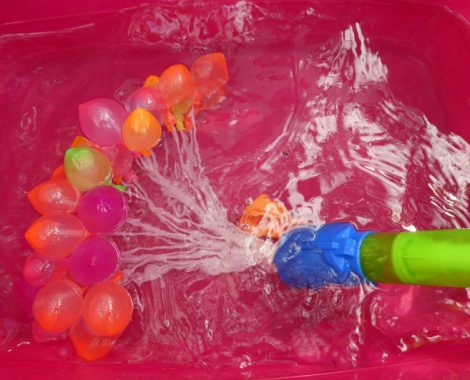 Wasserbomben zum Kindergeburtstag
