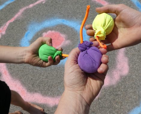 Kreidebomben Spiele zum Kindergeburtstag