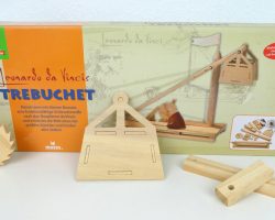 Kinder-DIY-Trends-MINT-Förderung-Bausatz-Trebuchet-Leonardo-da-Vinci-Moses-GEOlino-Verpackung Inhalt und Verpackung Trebuchet - das ist im Katapult Set enthalten