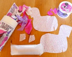 Kinder-DIY-Trends-Mein-zauberhaftes-Einhorn-Nähset-Inhalt Erstes Nähen mit Kindern