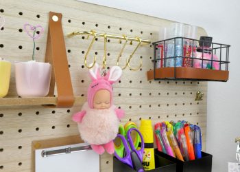 Einrichten, dekorieren und aufräumen im Kinderzimmer