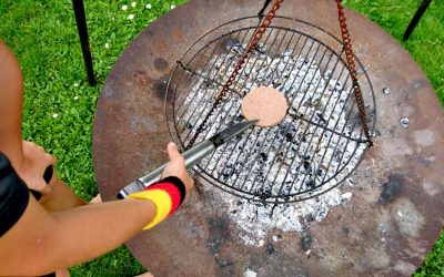 Grillen passt in den Sommer - BBQ Burger