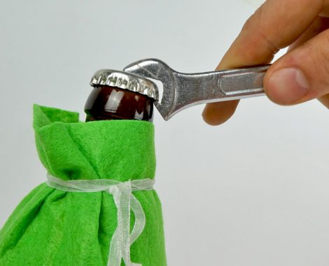 DIY Flaschenöffner aus Schraubenschlüssel