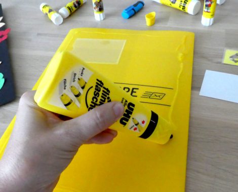 Material für das back to school Upcycling mit UHU